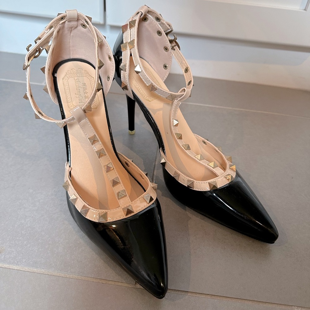 Stud heels